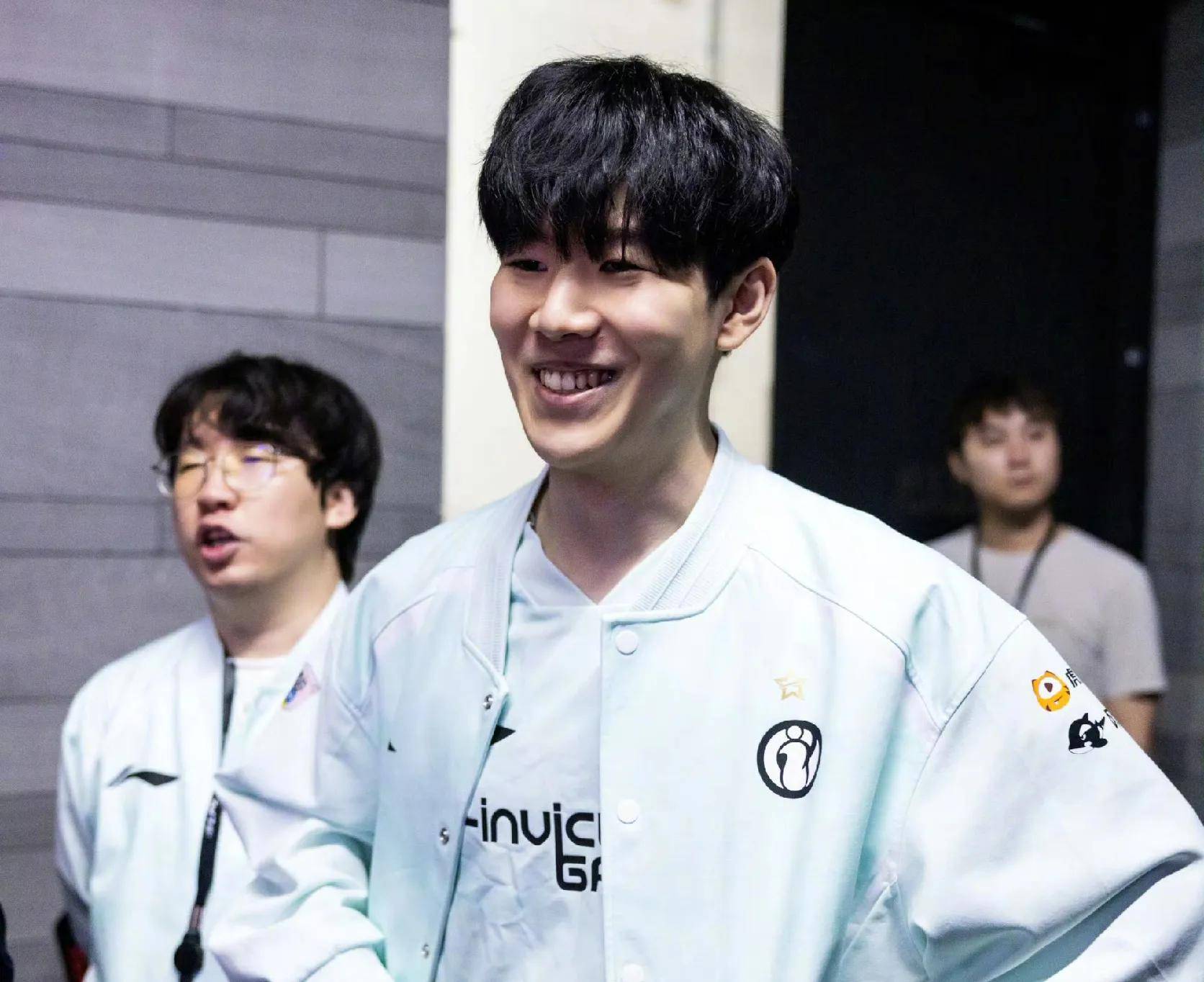 不仅为季后 不仅为季后